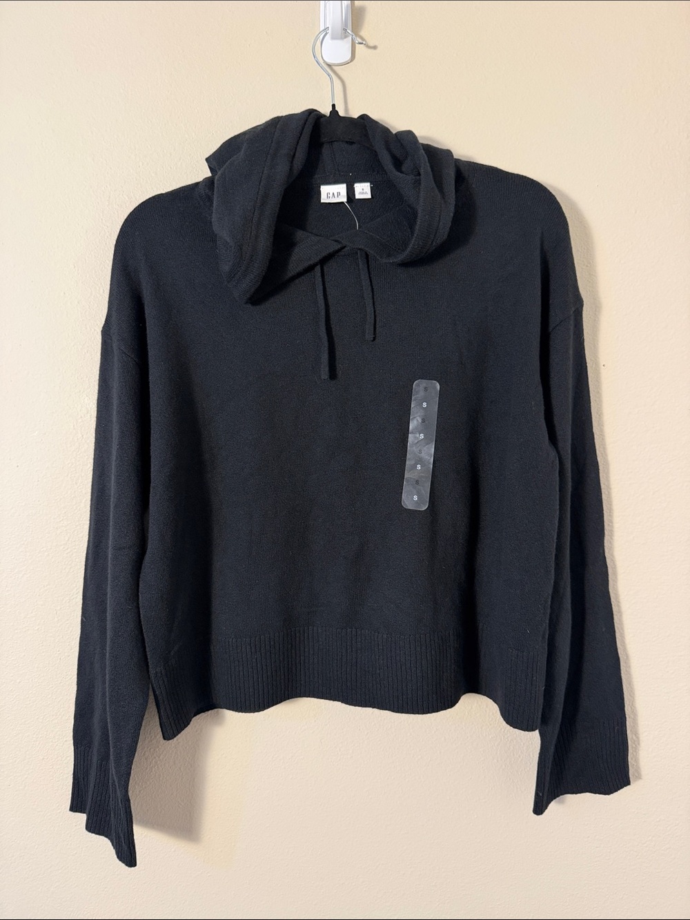 GAP Women's Black Cropped Wide Sleeves Hoodie Sweater Size S
